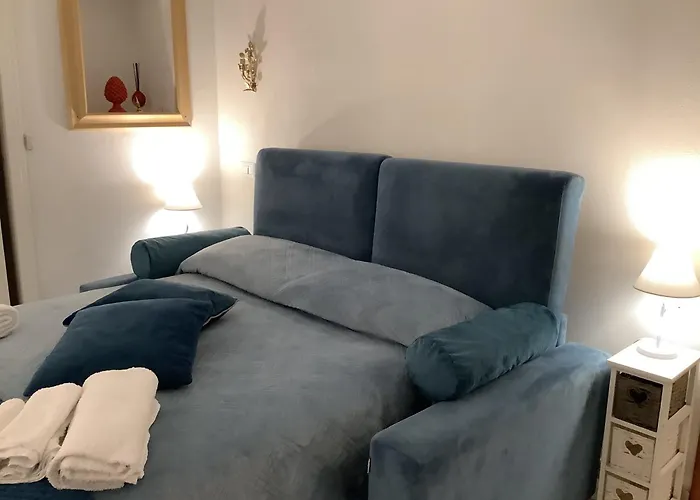 Tinnyhouse