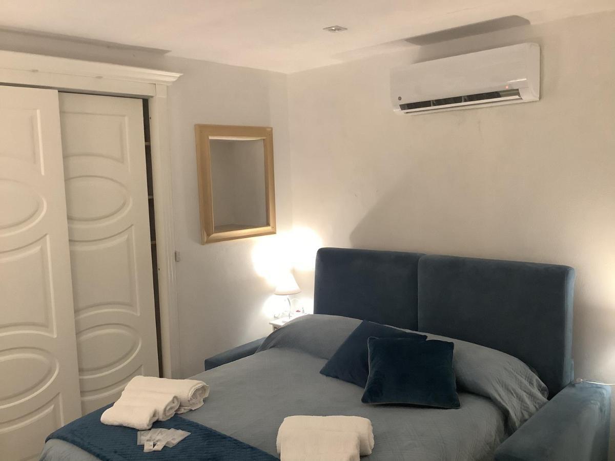 Apartment Tinnyhouse Naples