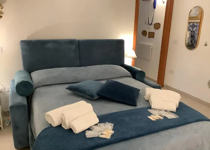 Tinnyhouse